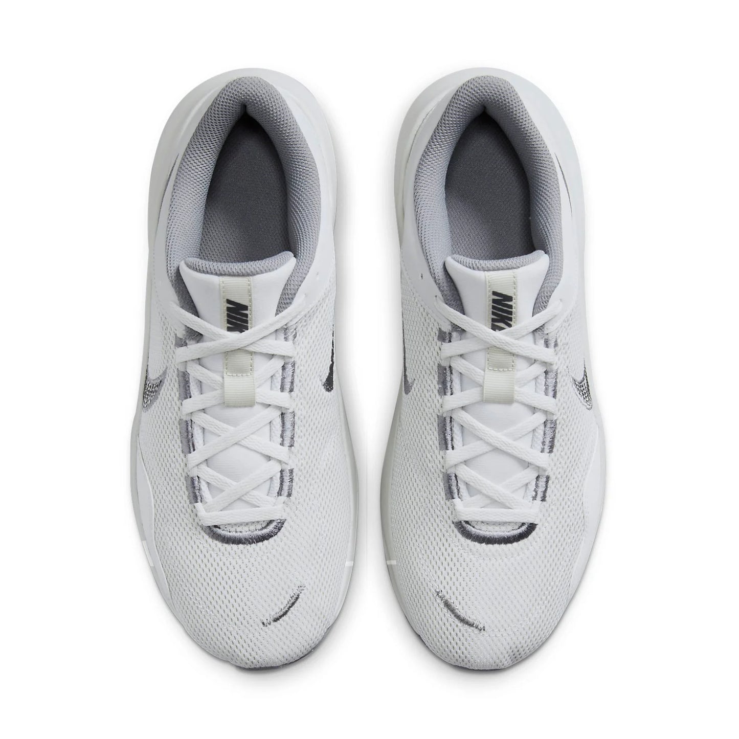Nike Legend Essential 3 Next Nature talla 8