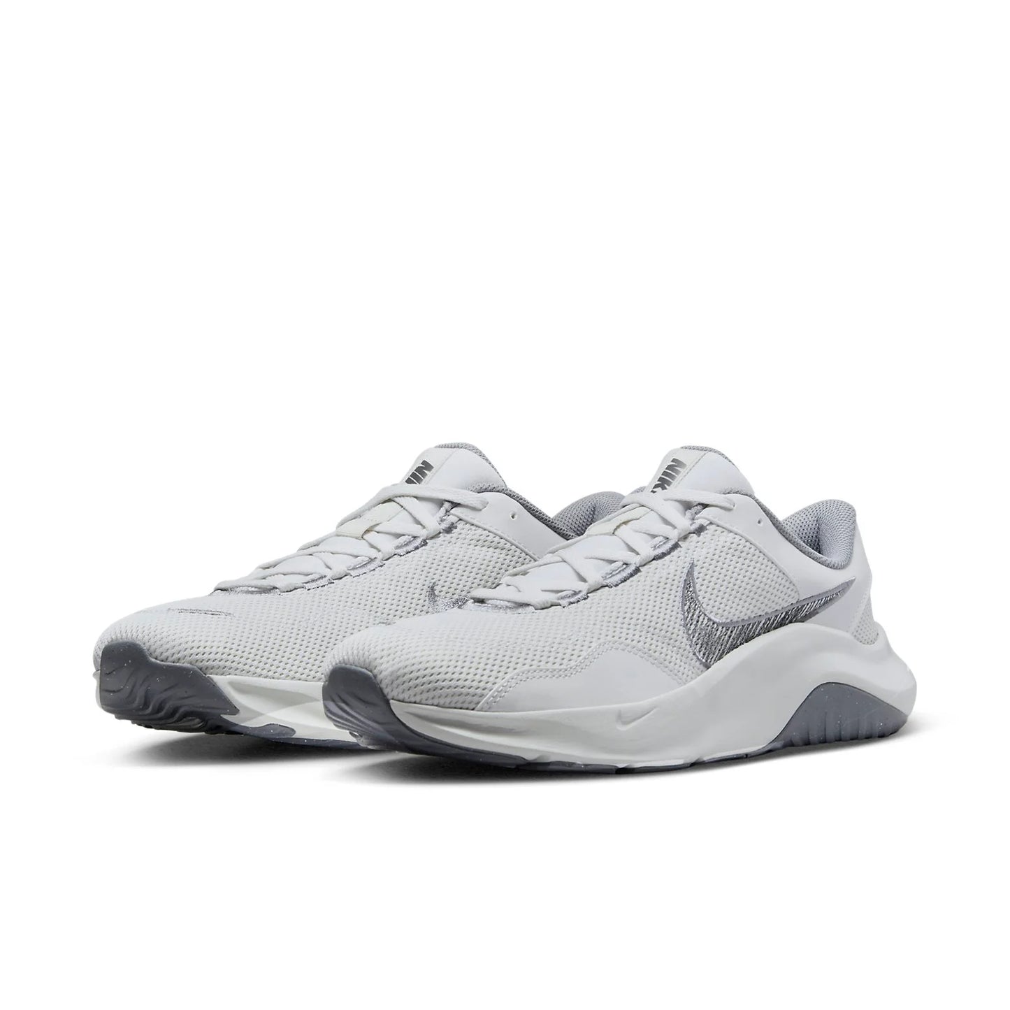 Nike Legend Essential 3 Next Nature talla 8