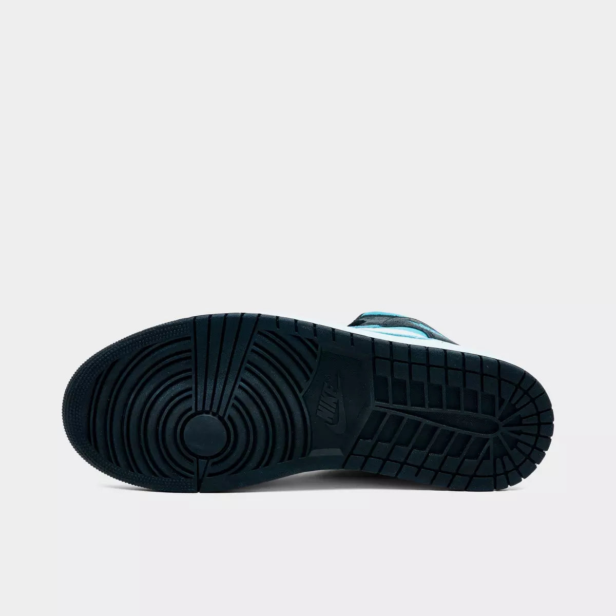 AIR JORDAN 1 MID SE Talla 9