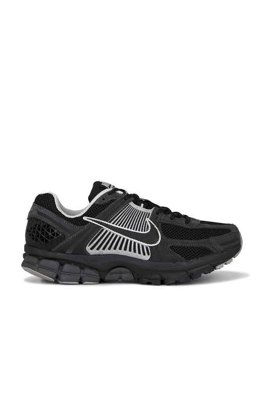Nike Zoom Vomero 5 talla 8