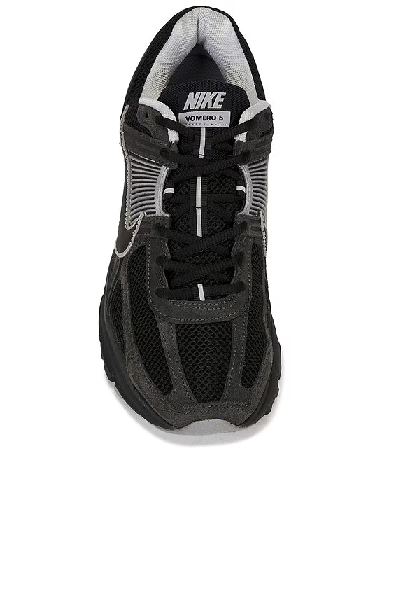 Nike Zoom Vomero 5 talla 8