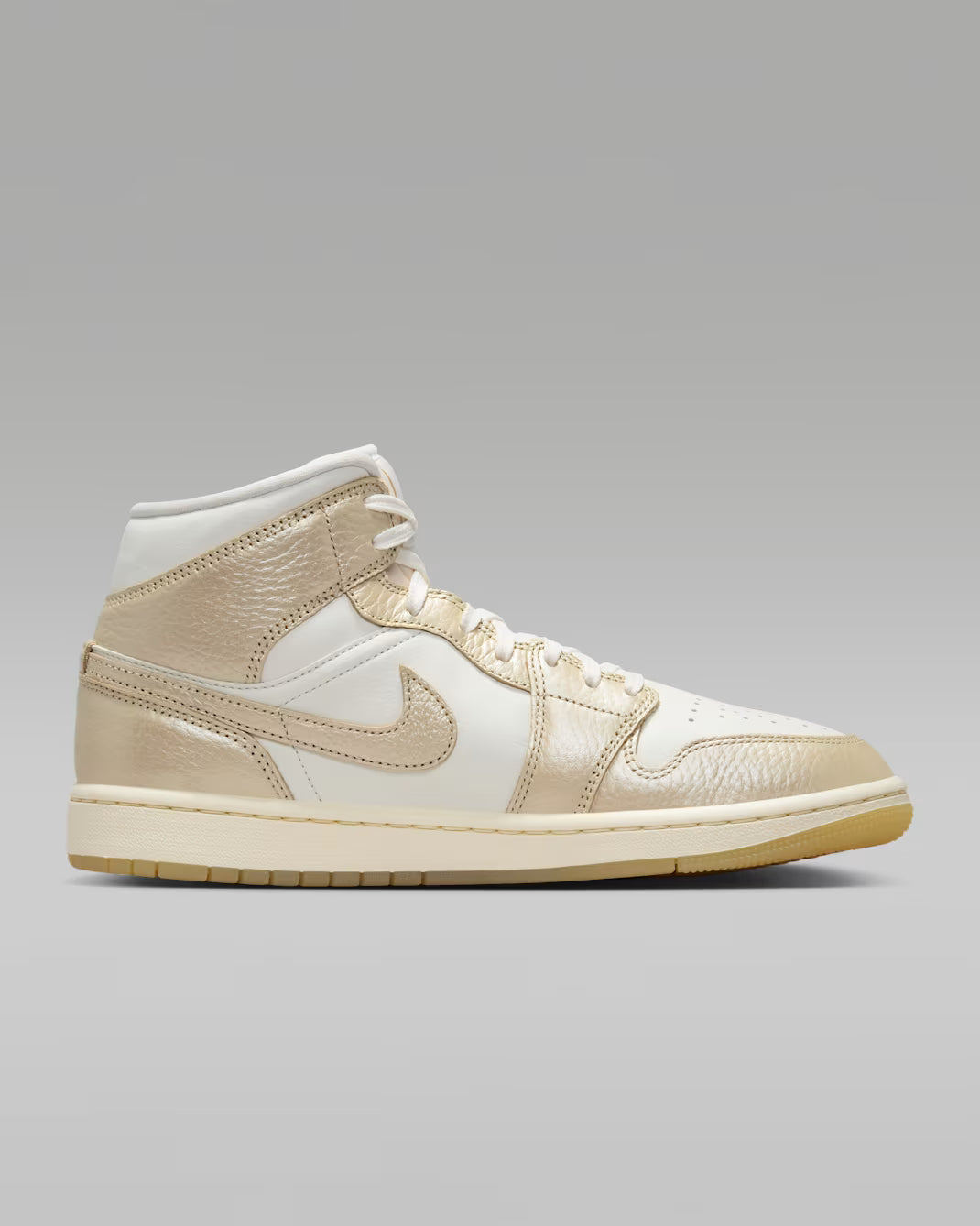 Air Jordan 1 Mid SE Size 7.5